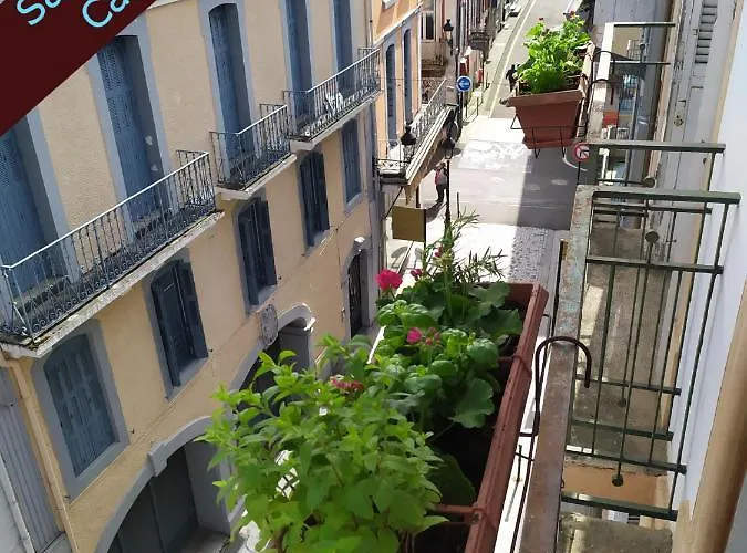 Private Independant Flat - Center - 2 Balconies Lourdes